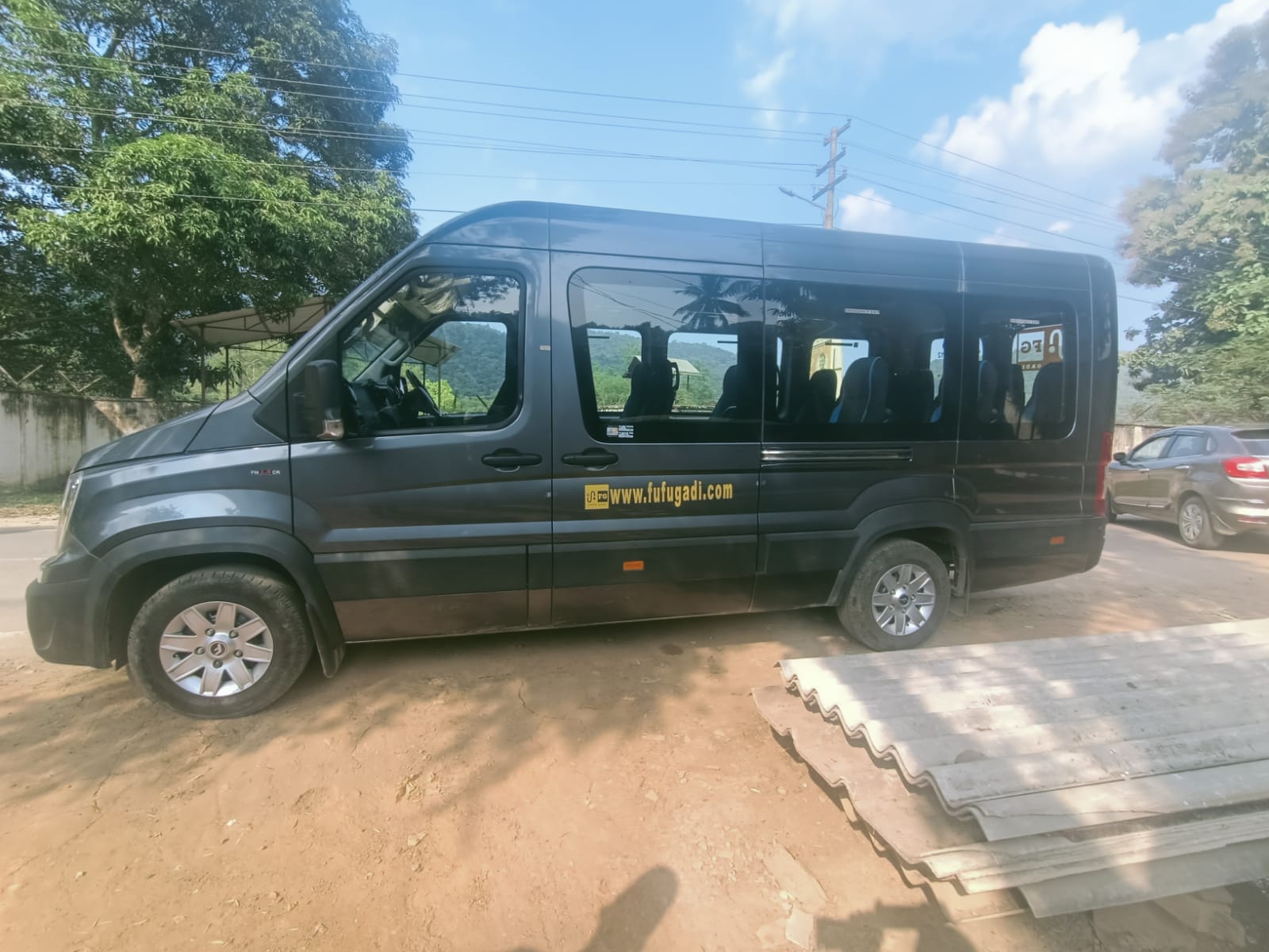 tempo traveller 13 seater in guwahati